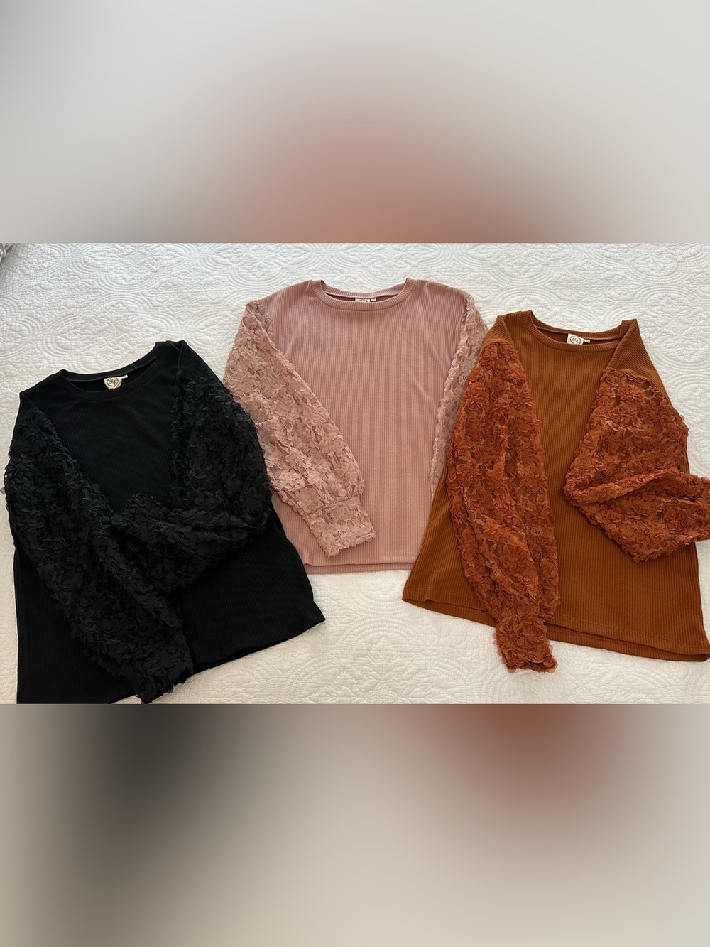 Lace Sleeve Top Bundle XS (Fits XS–Small) – 3 Colors – Boutique New